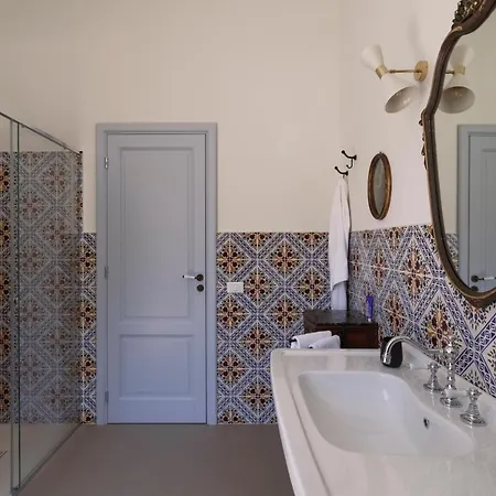 Frangimare La Segreta アパートホテル 4*