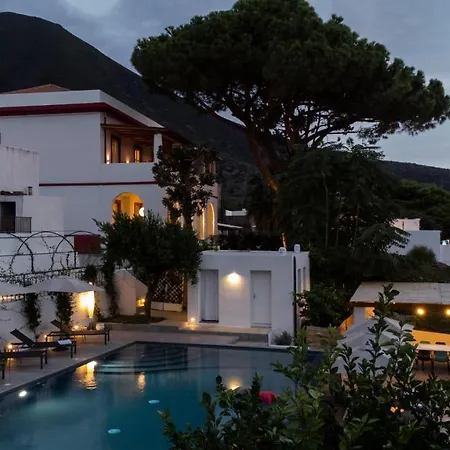 Frangimare La Segreta アパートホテル 4*