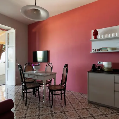 Frangimare La Segreta アパートホテル マルファ